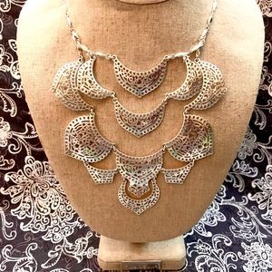 No box display piece Stella & Dot Plait Necklace 🌟STUNNING 🌟